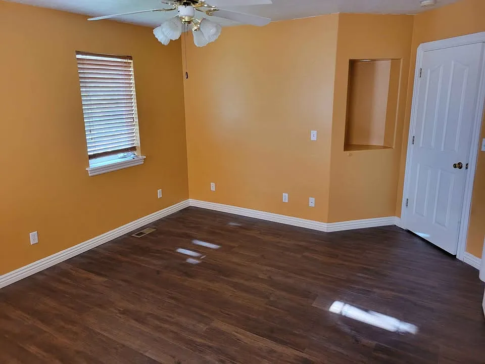 3 bed, 1550 sqft, $1,900 — Photo 2
