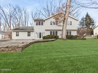 31 Chelsea Road, Jackson, NJ 08527