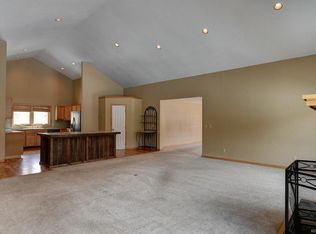312 Red Hawk Cir, Silverthorne, CO 80498