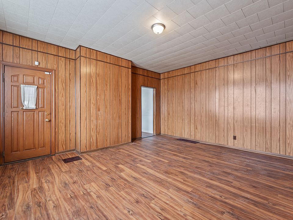 1st image of 134 Corey Ave