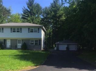 96 Maple Rd, Voorheesville, NY 12186
