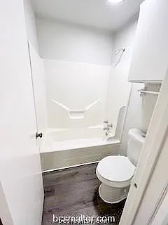 701D Balcones Dr #53 — Photo 8