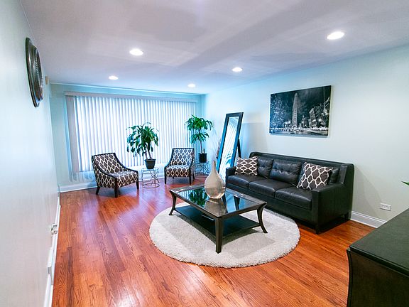 5th image of 391 Jeffery Ave