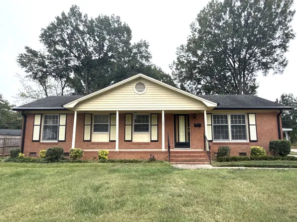 1024 Mount Kisco Dr, Charlotte, NC 28213