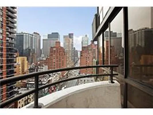 Rented by Douglas Elliman | media 37