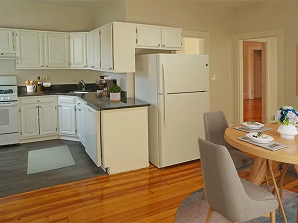 339 Beacon St #3, Somerville, MA 02143