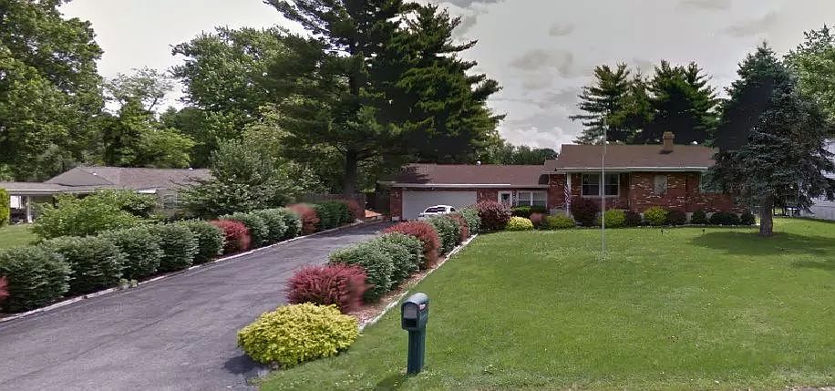 8 Monticello Place