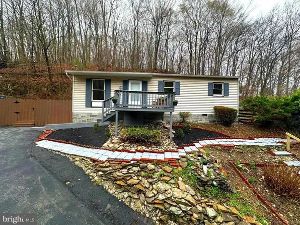 94 S Park Ave, Coatesville, PA 19320