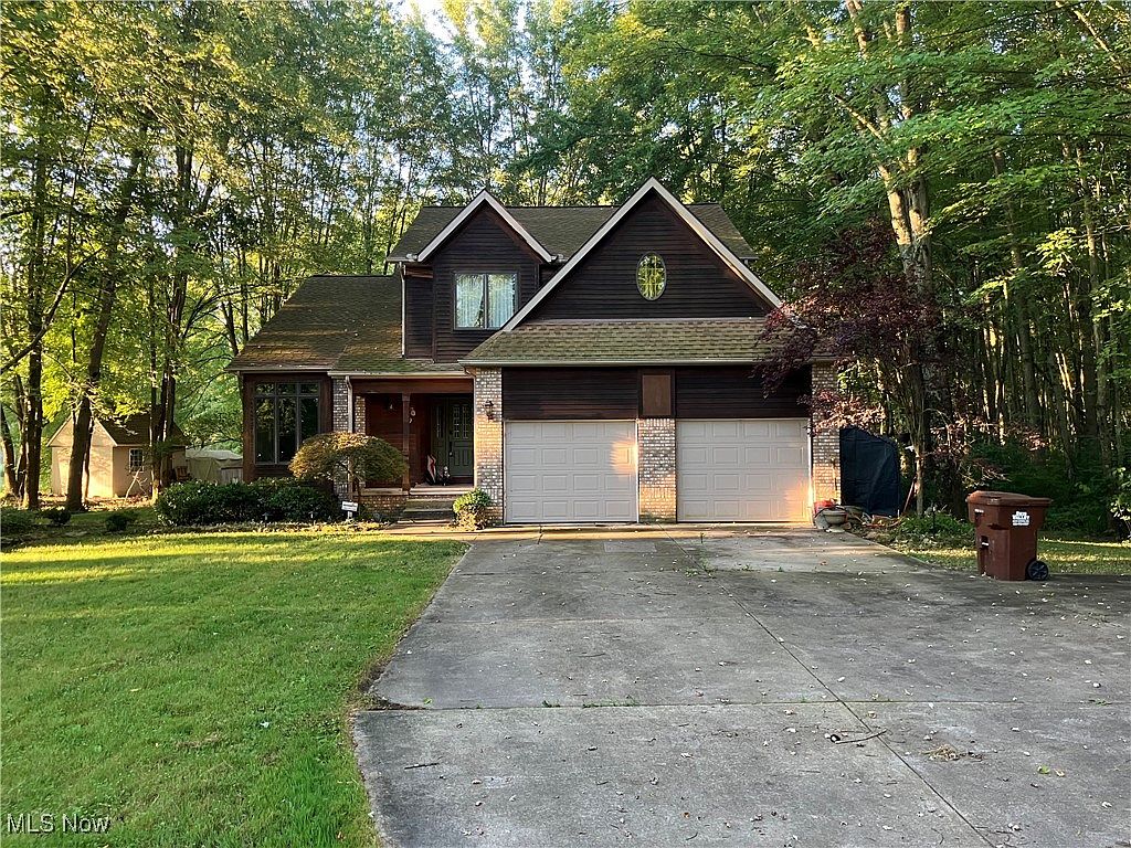 オーチャードハウス 722 Airport Rd NW, Warren, OH 44481 | MLS #5151559 | Zillow