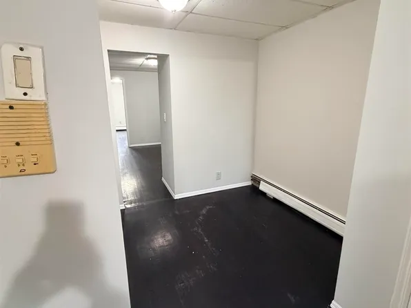 213 Webster Avenue image 6 of 18