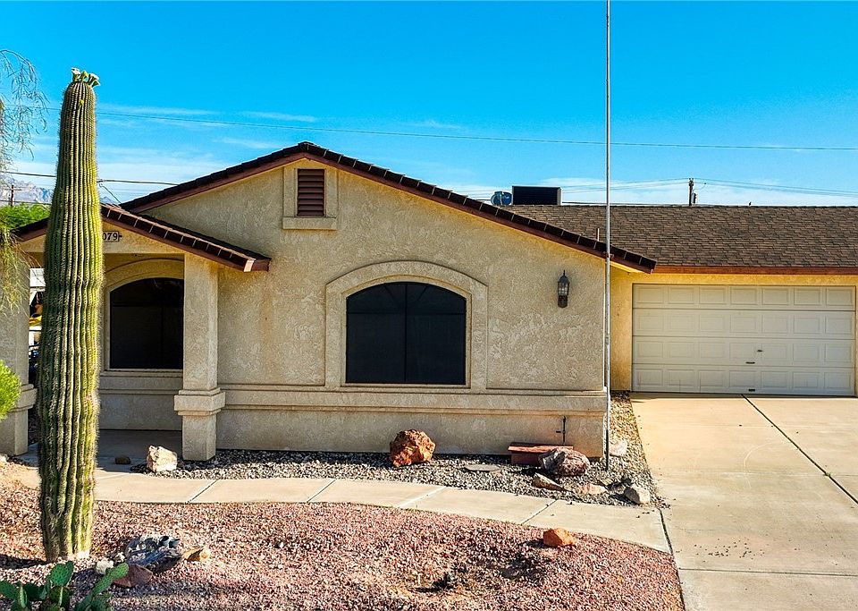 1st image of 1079 Holly Street