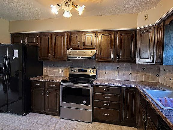 Kitchen - Appliances stay