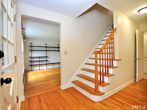 5th image of 87 Sheldon Lane