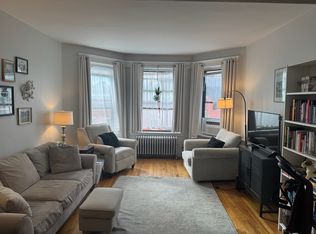 175 Harvard St APT 4, Brookline, MA 02446
