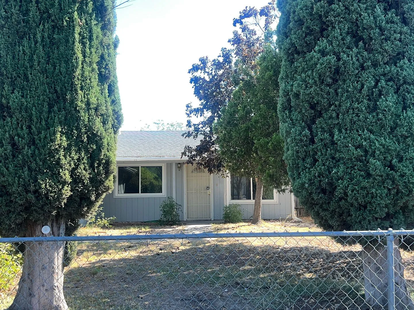 Very Nice 3 Bedroom and 1.5 Bathroom House for $2,200.00 — Photo 1