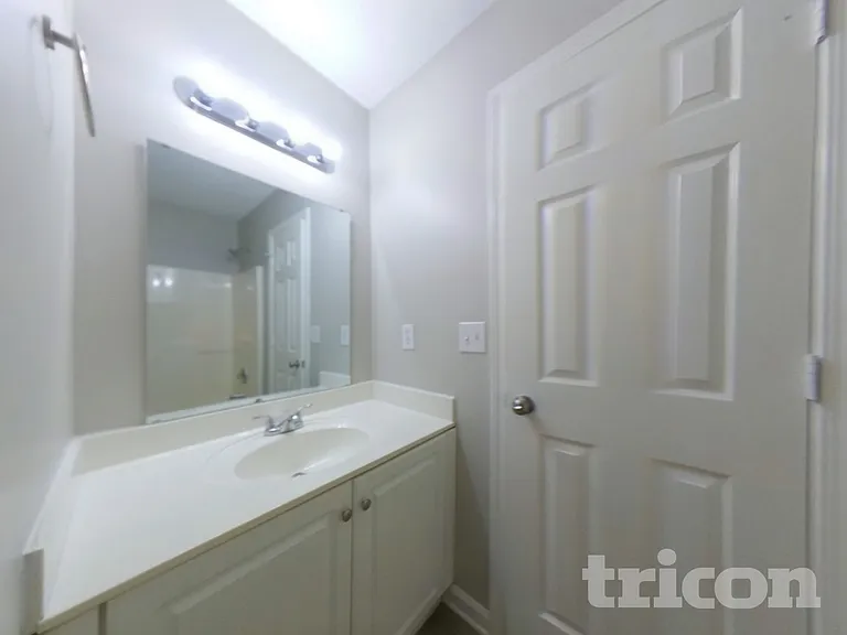 118 Saddlemount Ln — Photo 16