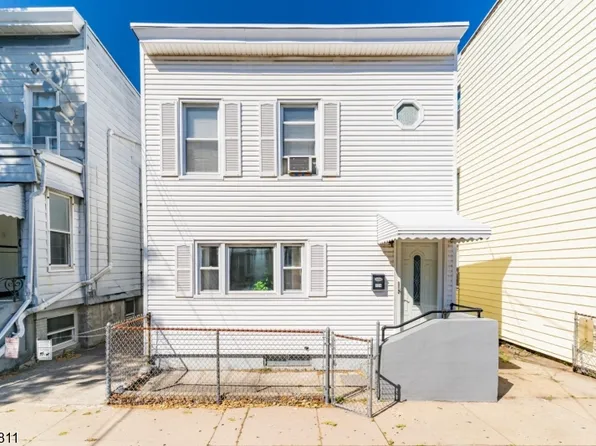 164 Hopkins Ave, Jersey City, NJ 07306