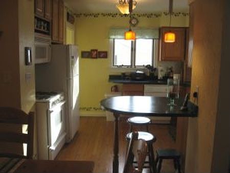 4th image of 1063 Kenesaw Dr SE