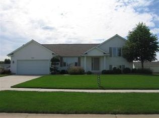 3921 Bantam Dr, Hudsonville, MI 49426