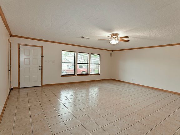 2nd image of 4566 Sherwood Way