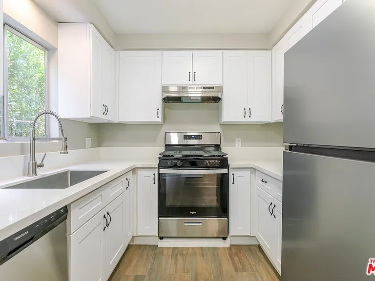 420 N Market St #15 — Photo 18