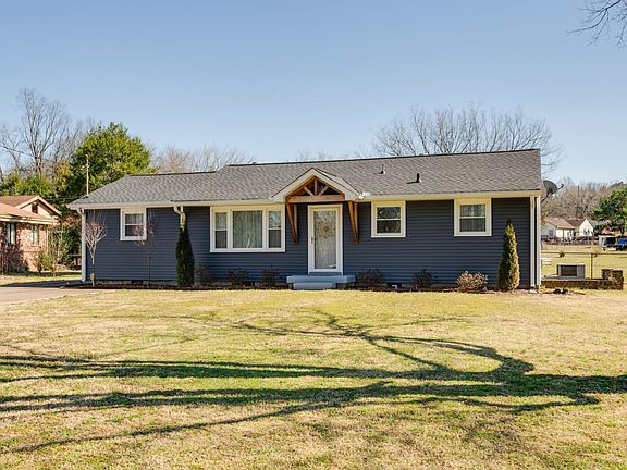 3rd image of 448 Ewing Ln
