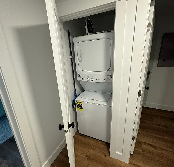 98 E Center St #309 — Photo 7