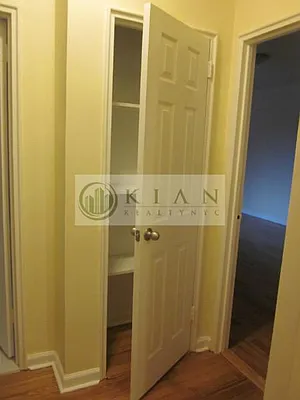 Rented by Kian Realty | media 15