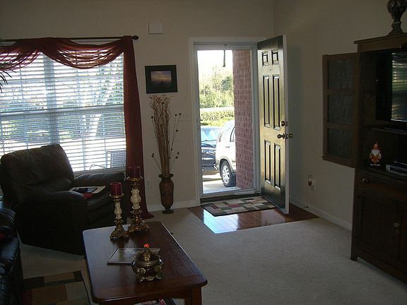 3rd image of 1048 Harold Lee Dr