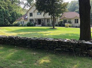 100 Burroughs Rd, Easton, CT 06612