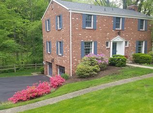 103 Woodshire Dr, Pittsburgh, PA