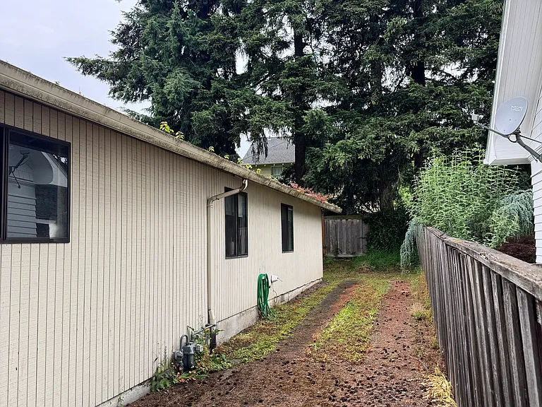 3025 NE 59th Ave — Photo 13