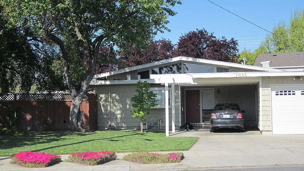 1033 Lovoi Way photo 1