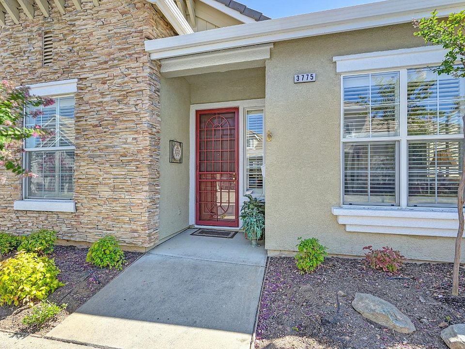 1st image of 3775 Park Dr