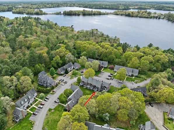 474 Twin Lakes Dr Unit 474, Halifax, MA 02338