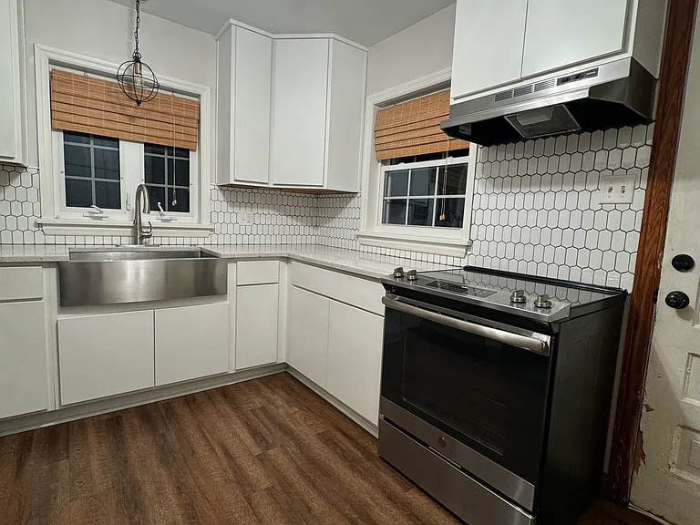 716 Fishburn Rd — Photo 5