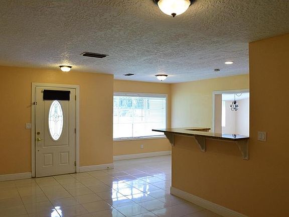 4th image of 6338 Mosswood Dr