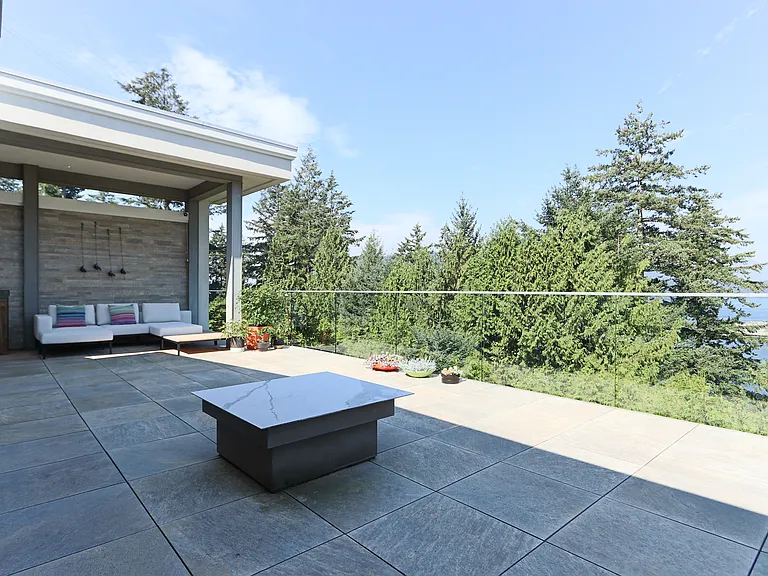 6173 Nelson Ave — Photo 18