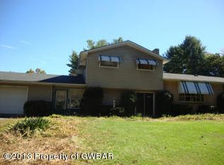 42 Cemetery Rd, Hunlock Creek, PA 18621