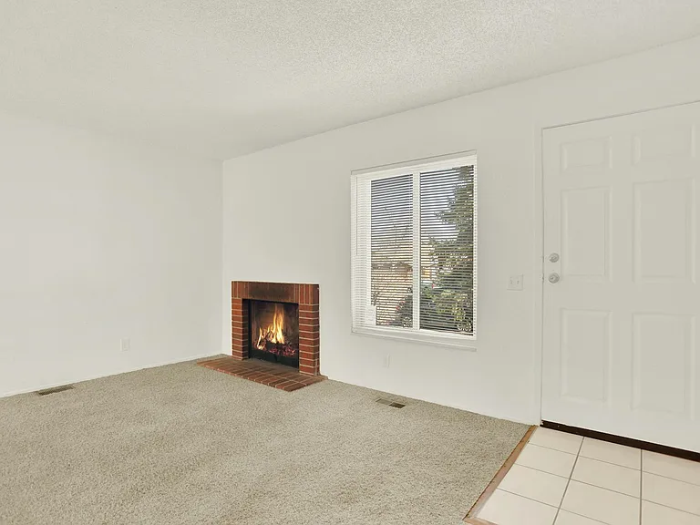 3655 S Kittredge St #E — Photo 8