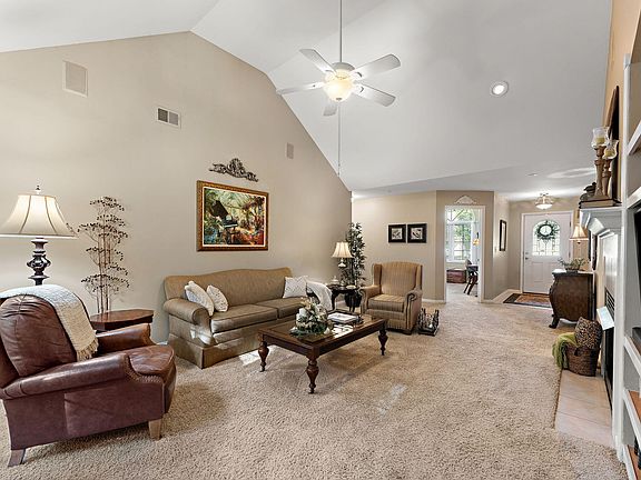 3rd image of 3431 Drivers Way