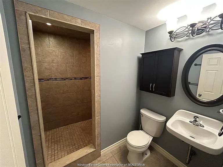 4665 Fontana Ave — Photo 12