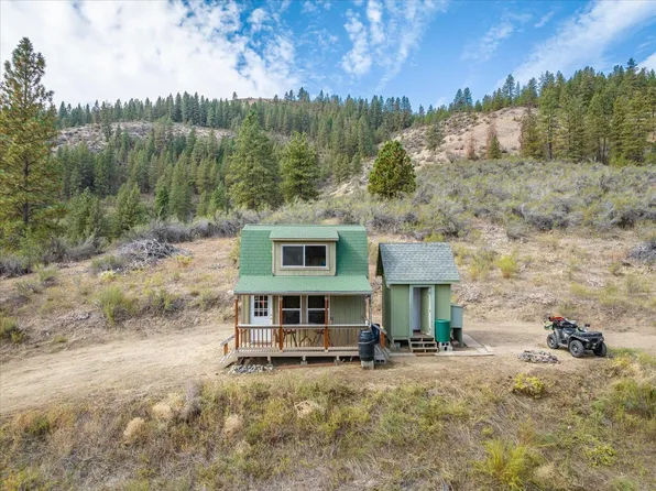 35216 Old Hughes Rd N, Davenport, WA 99122