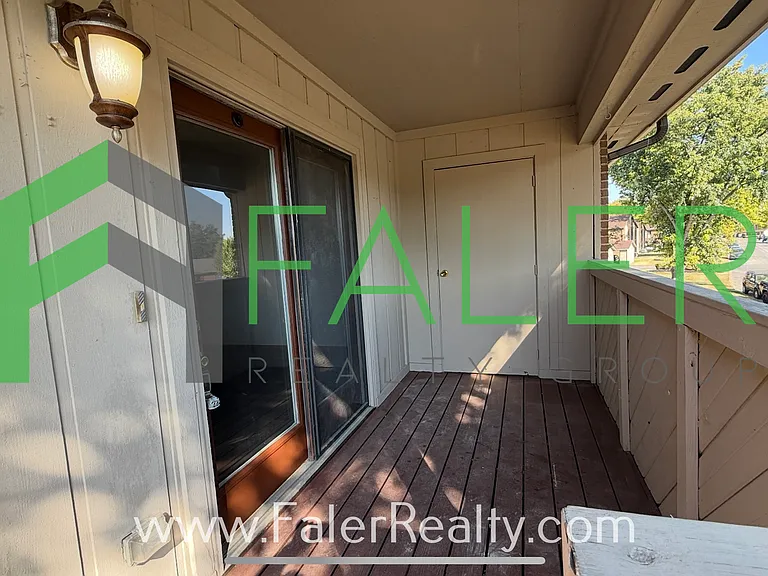 5257 Belle Isle Dr — Photo 3