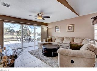 8237 Xenia Ln, Naples, FL 34114