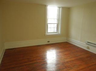13 N 4th Ave APT 6, Royersford, PA 19468
