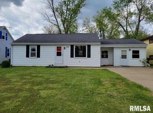109 Bess St, Washington, IL 61571
