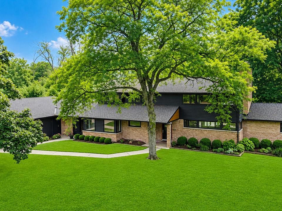 1st image of 857 E Glenbrook ROAD