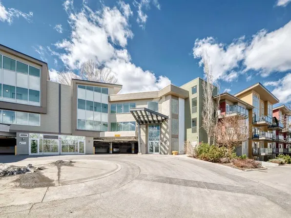4303 NW 1st St NE #406, Calgary, AB T2E 7M3