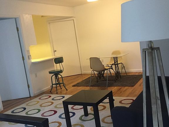 2nd image of 895 Pacific St APT 1B